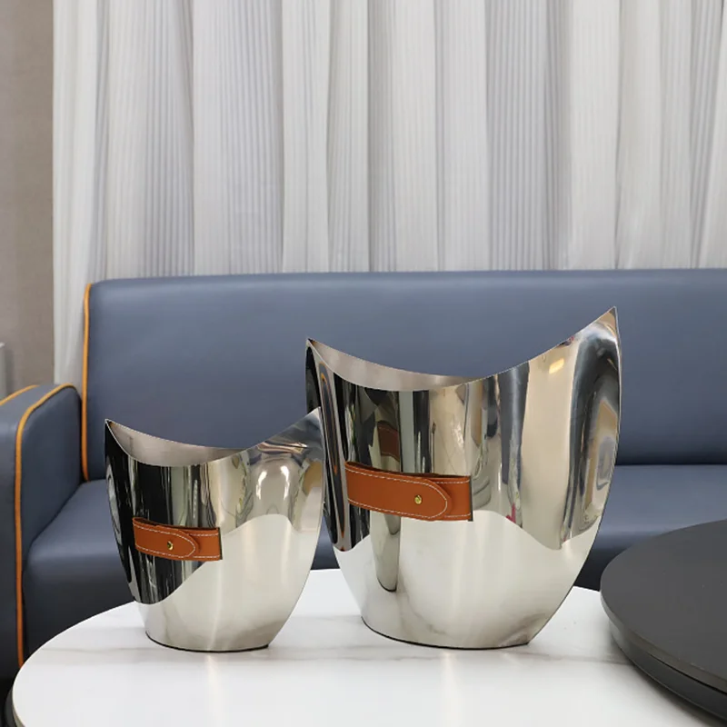 مزهرية منحنية من الفولاذ المقا - مراجعة Ice Bucket Silver وسعره